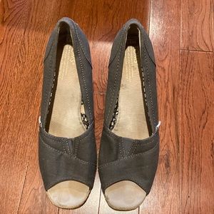 Original TOMS canvas wedge peep toe heels